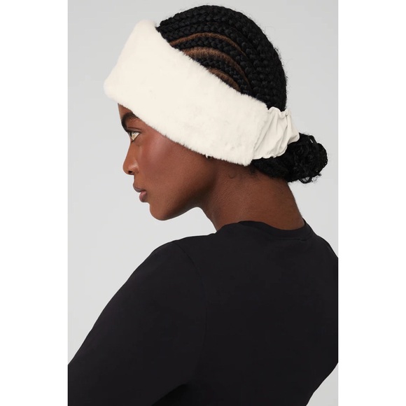 Alo Yoga Faux Fur Ear Warmers Ivory - Picture 7 of 7